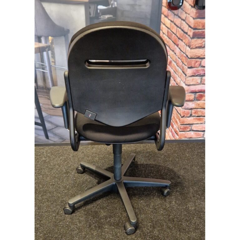 refurbished ahrend 220 achterkant