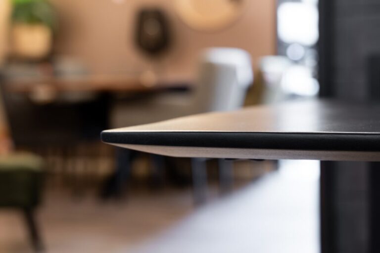 Rechthoekige vergadertafel zwart glad