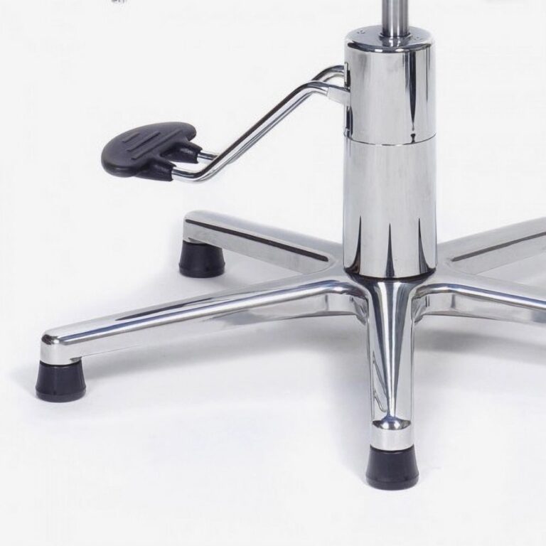 vera medische stoel met voetpomp